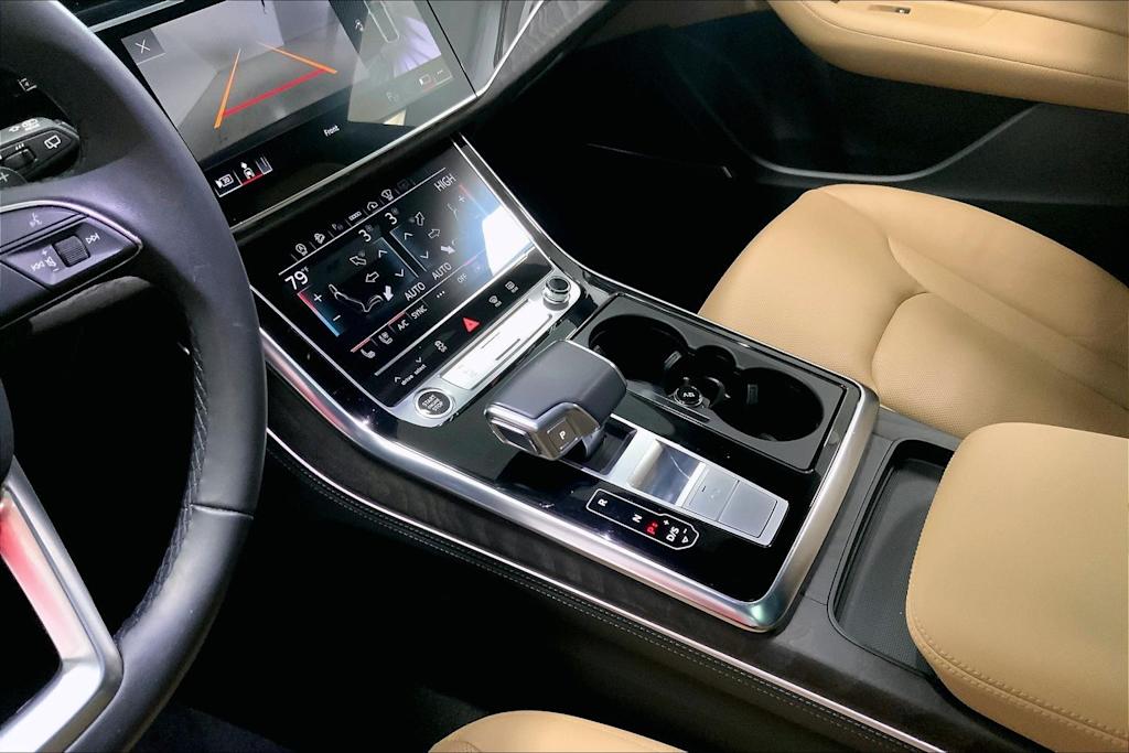 Thumbnail: 2023 Audi Q8 - 15