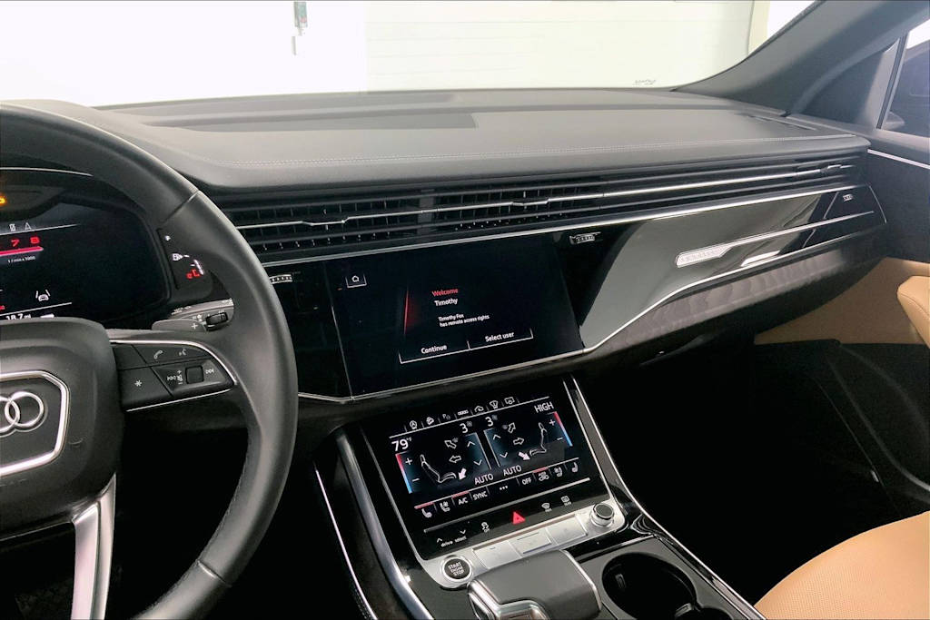 Thumbnail: 2023 Audi Q8 - 13