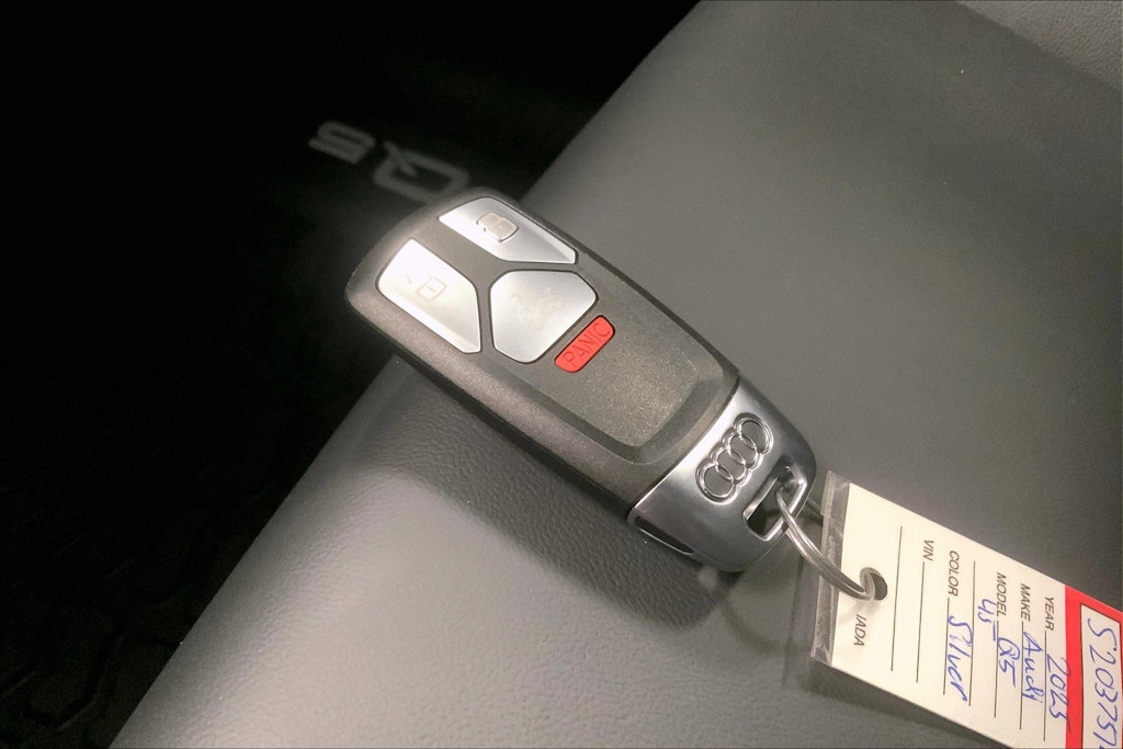 Thumbnail: 2025 Audi Q5 - 17