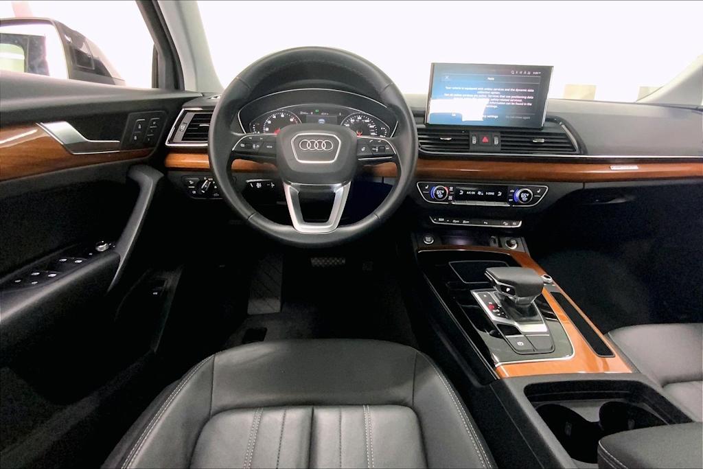Thumbnail: 2023 Audi Q5 - 13