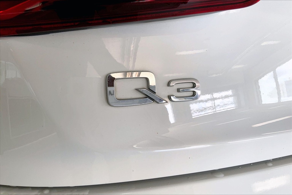 Thumbnail: 2018 Audi Q3 - 7
