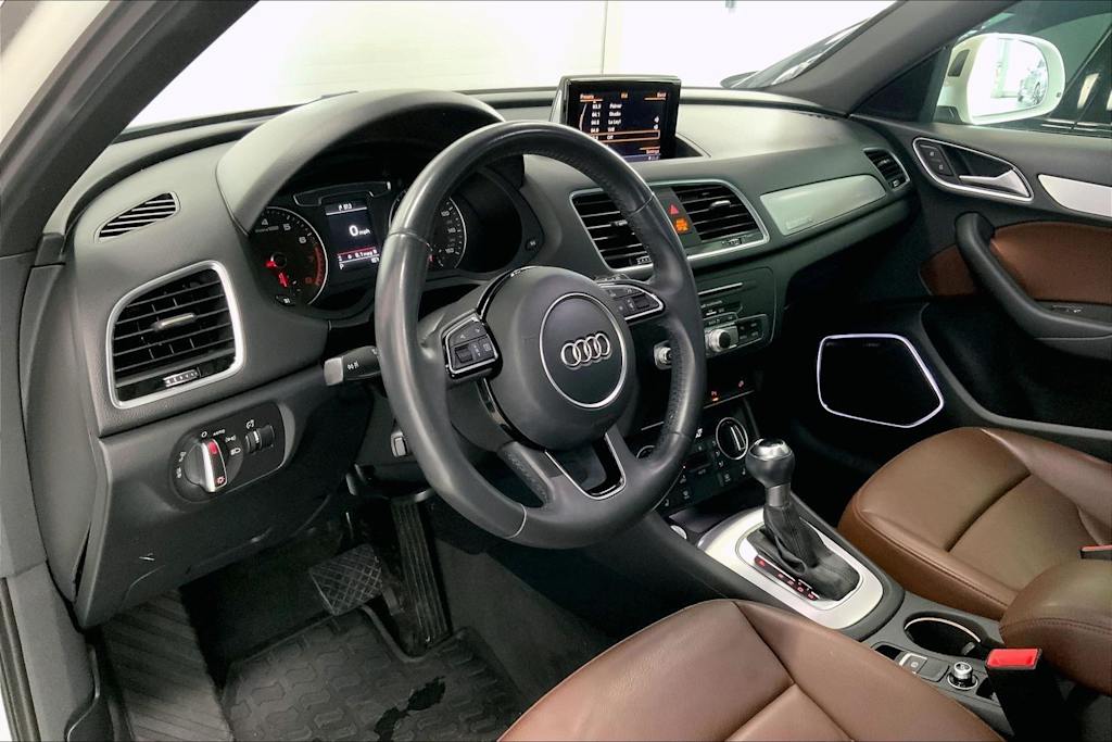Thumbnail: 2018 Audi Q3 - 2