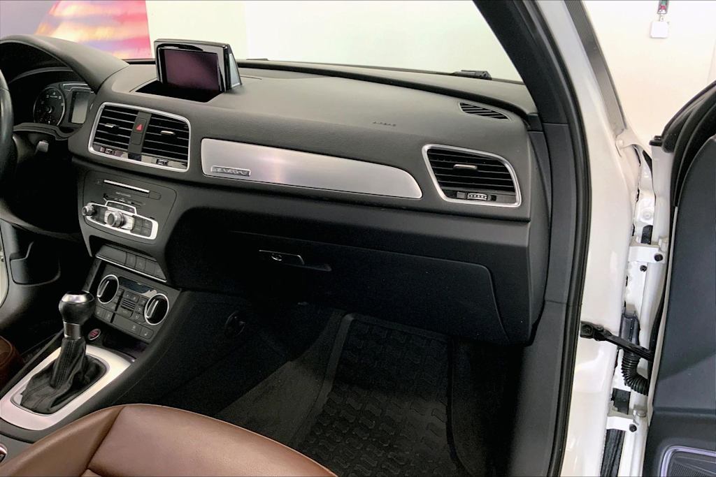 Thumbnail: 2018 Audi Q3 - 23