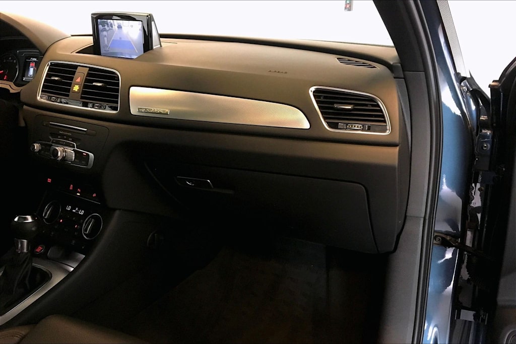Thumbnail: 2018 Audi Q3 - 21