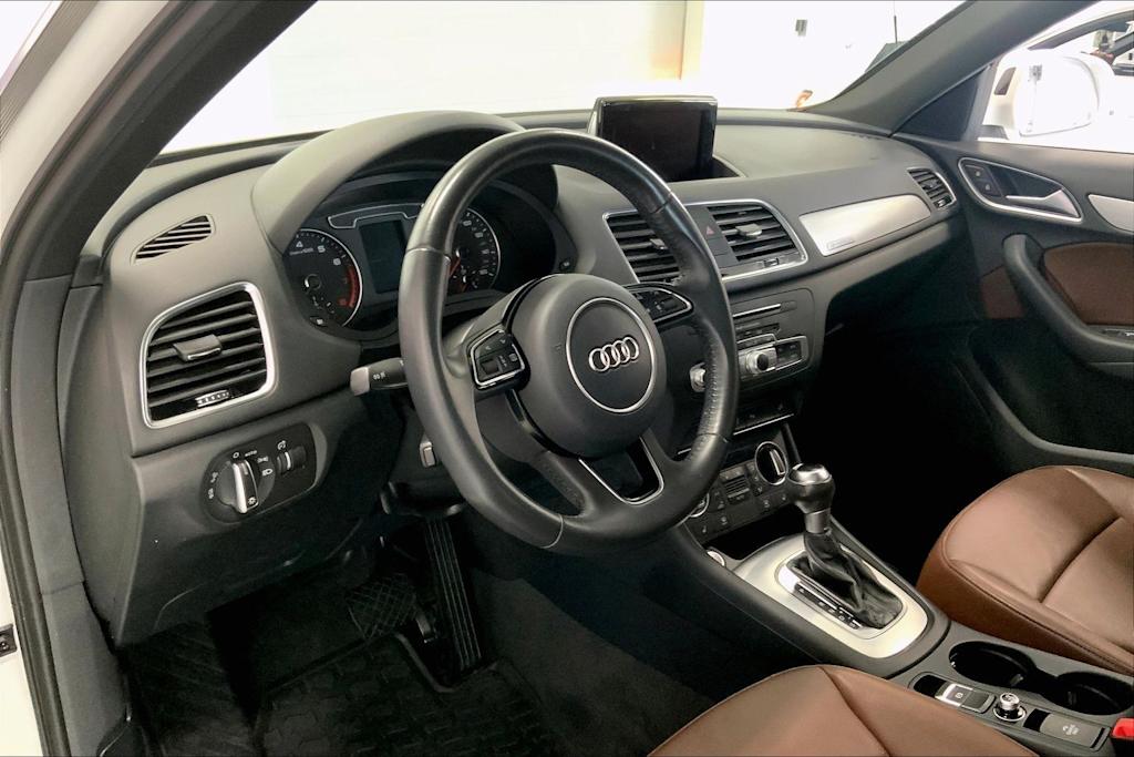 Thumbnail: 2018 Audi Q3 - 2