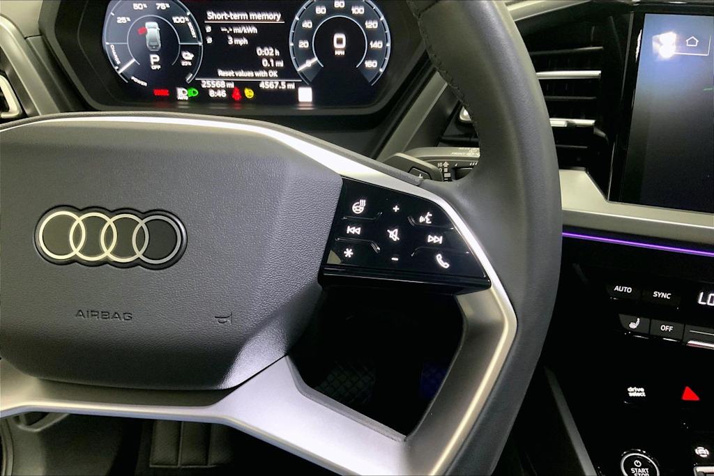 Thumbnail: 2023 Audi Q4 e-tron - 24