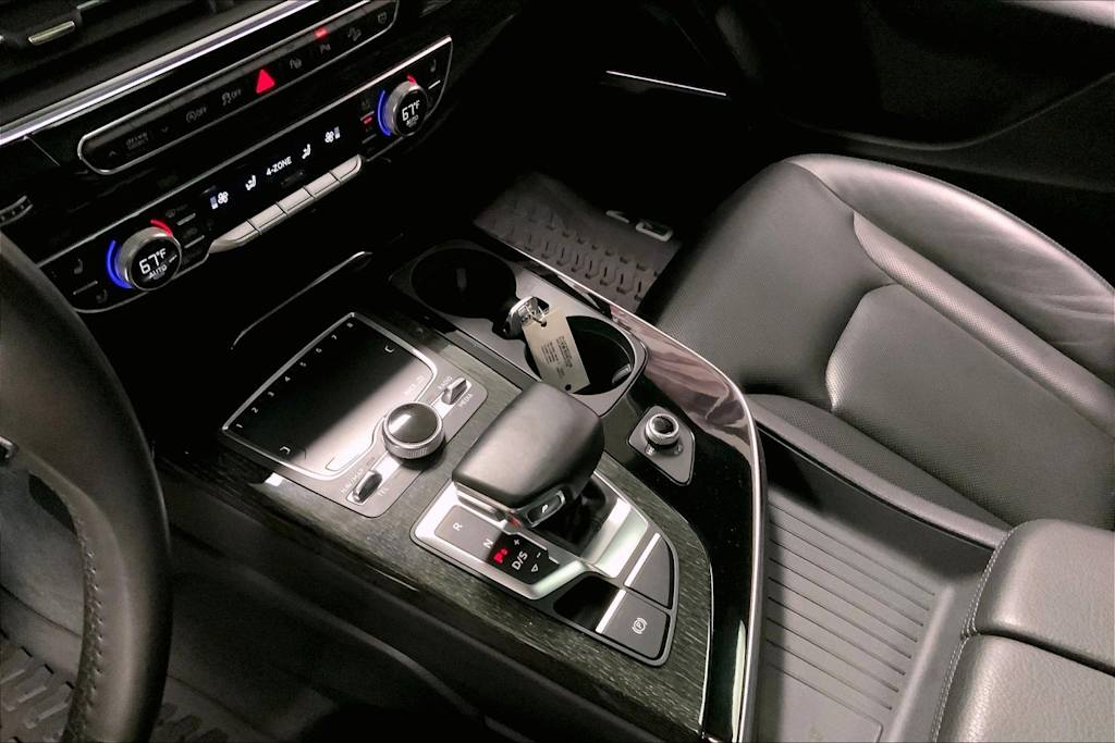 Thumbnail: 2019 Audi Q7 - 17