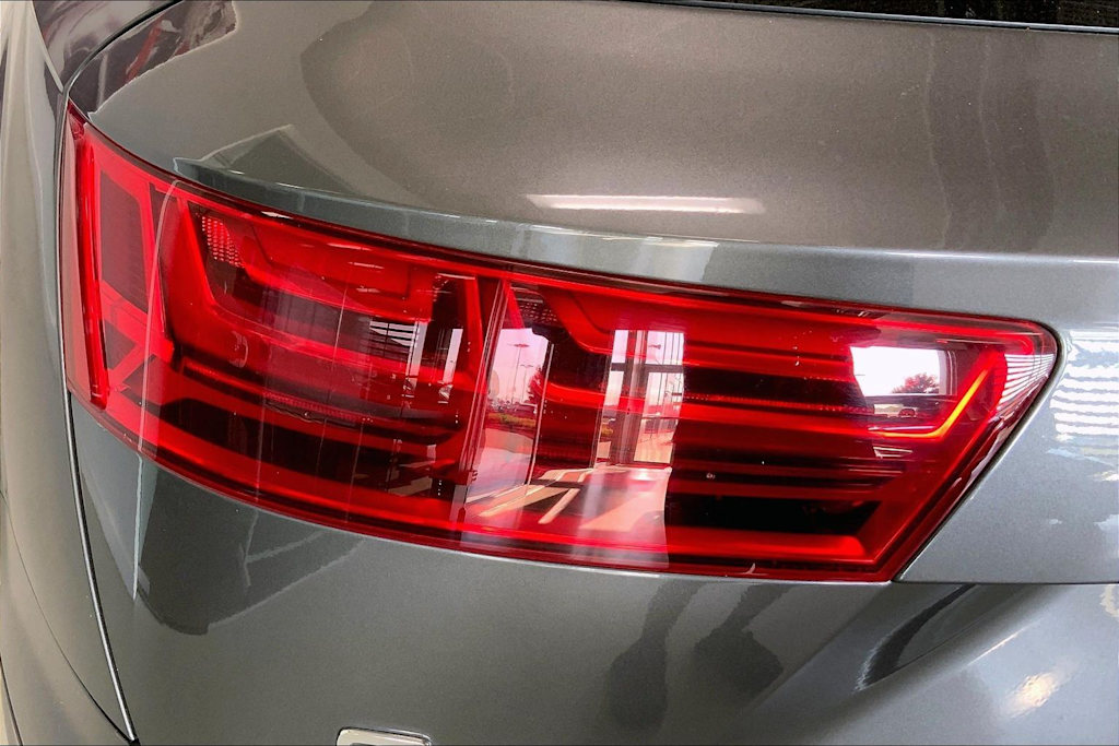 Thumbnail: 2019 Audi Q7 - 32