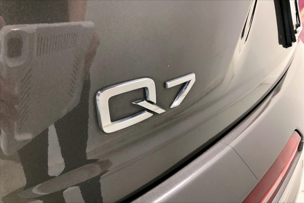 Thumbnail: 2019 Audi Q7 - 7