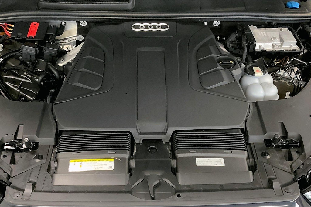 Thumbnail: 2019 Audi Q7 - 9