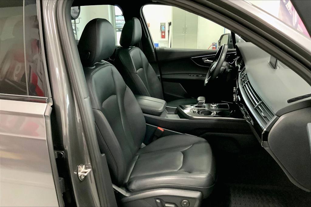 Thumbnail: 2019 Audi Q7 - 12
