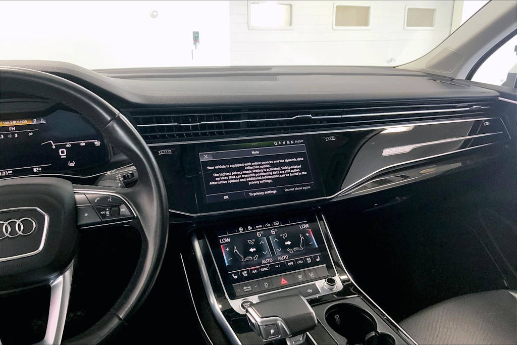Thumbnail: 2023 Audi Q7 - 13