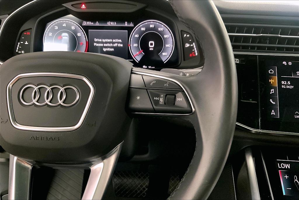 Thumbnail: 2023 Audi Q7 - 24