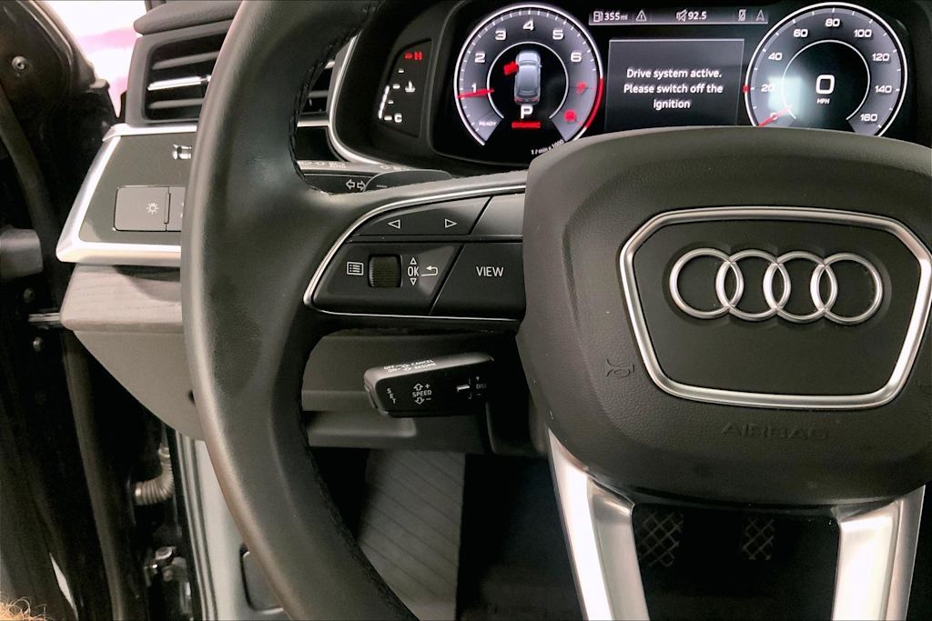 Thumbnail: 2023 Audi Q7 - 23
