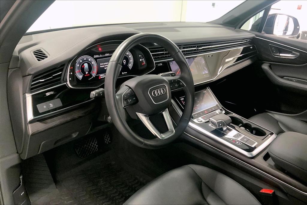 Thumbnail: 2023 Audi Q7 - 2