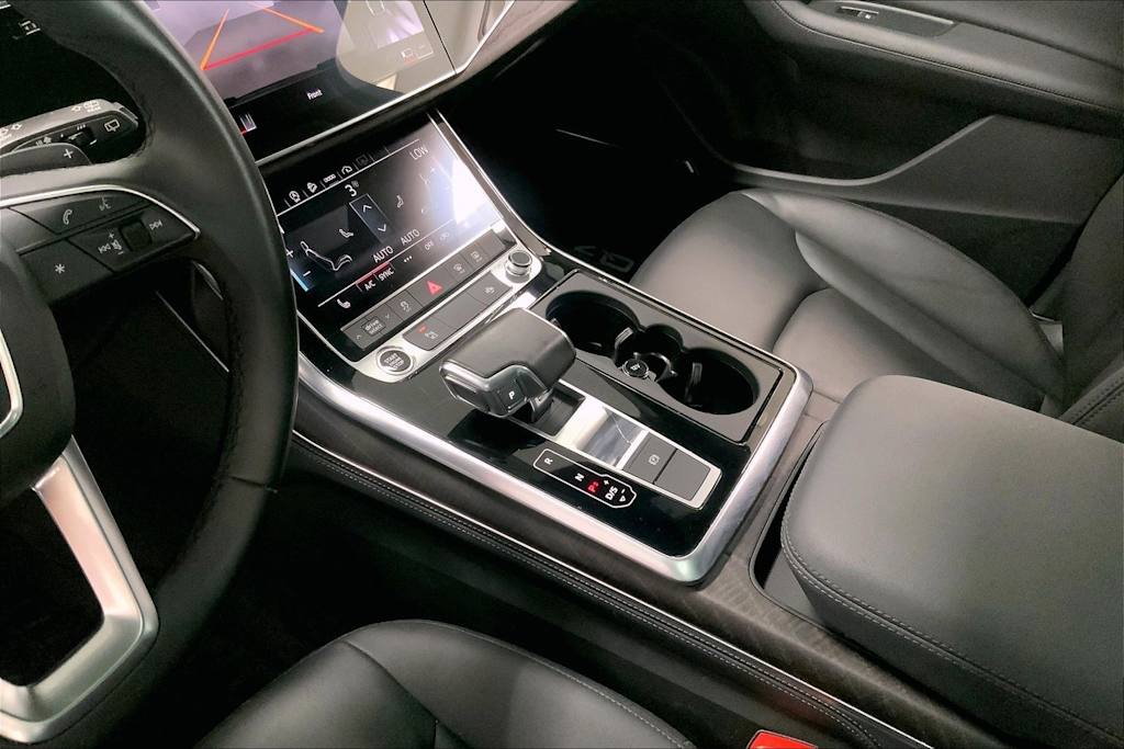 Thumbnail: 2023 Audi Q7 - 16