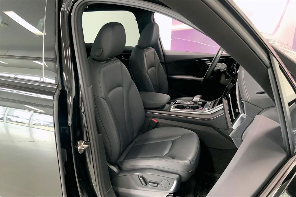 Thumbnail: 2023 Audi Q7 - 11