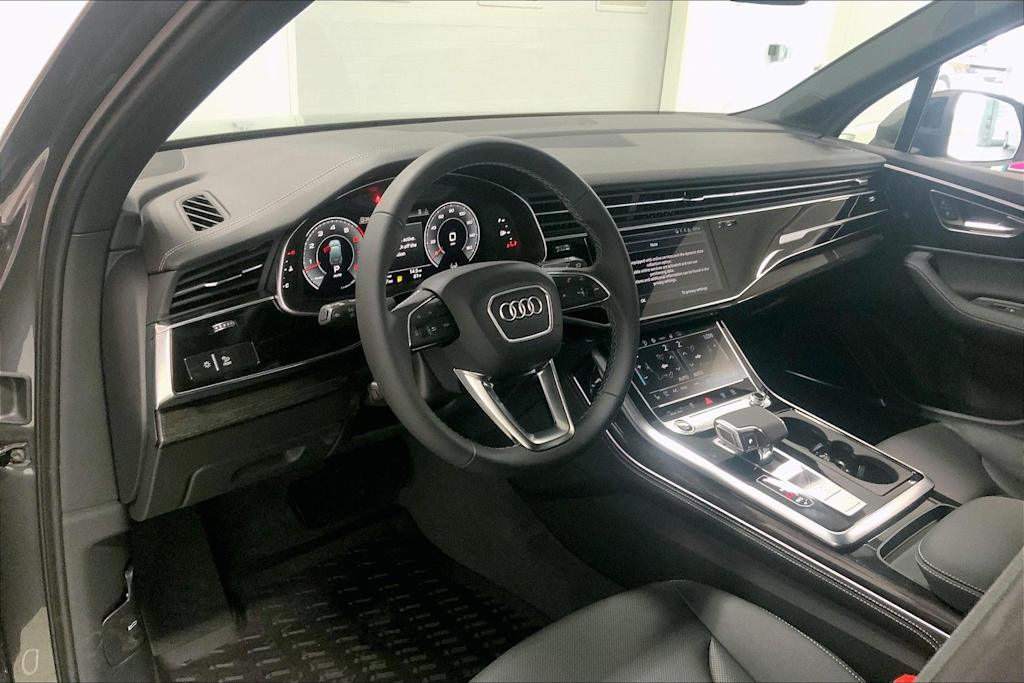 2026 Audi Q7 Premium Plus