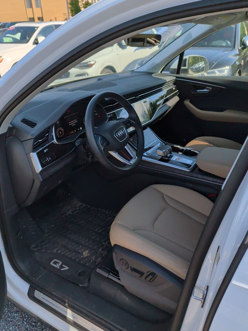 Thumbnail: 2025 Audi Q7 - 5