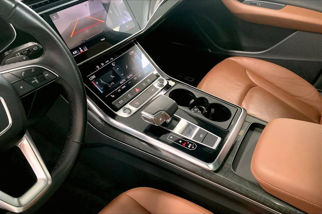Thumbnail: 2021 Audi Q7 - 16