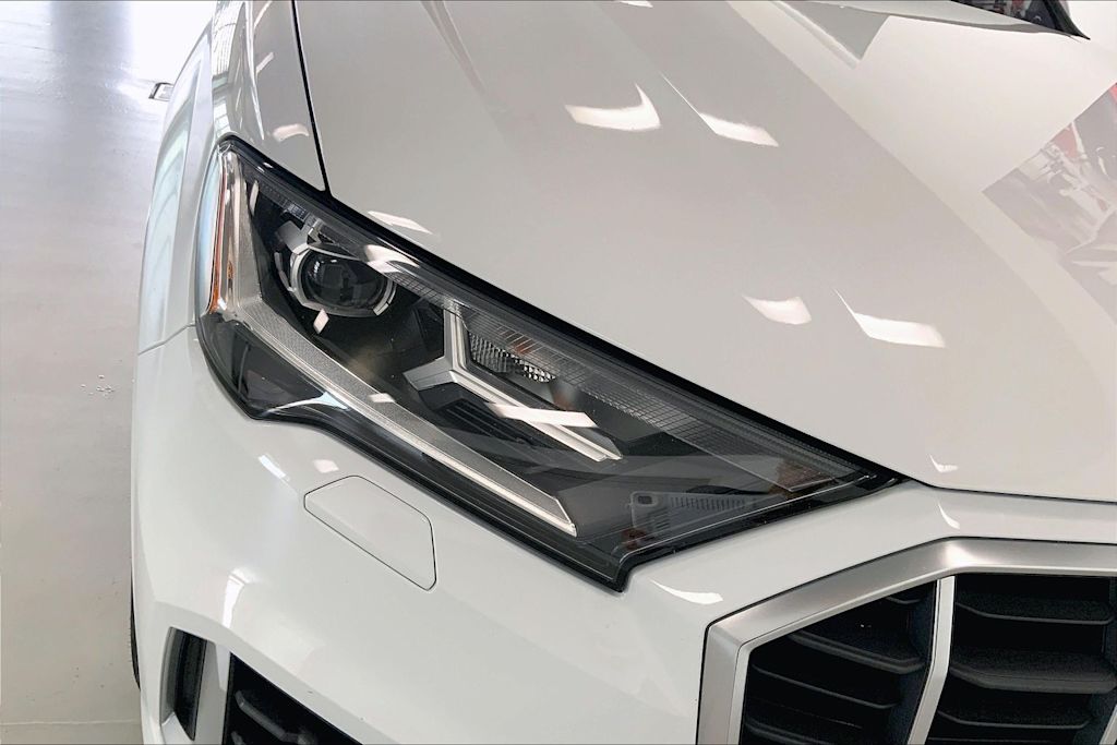 Thumbnail: 2021 Audi Q7 - 29
