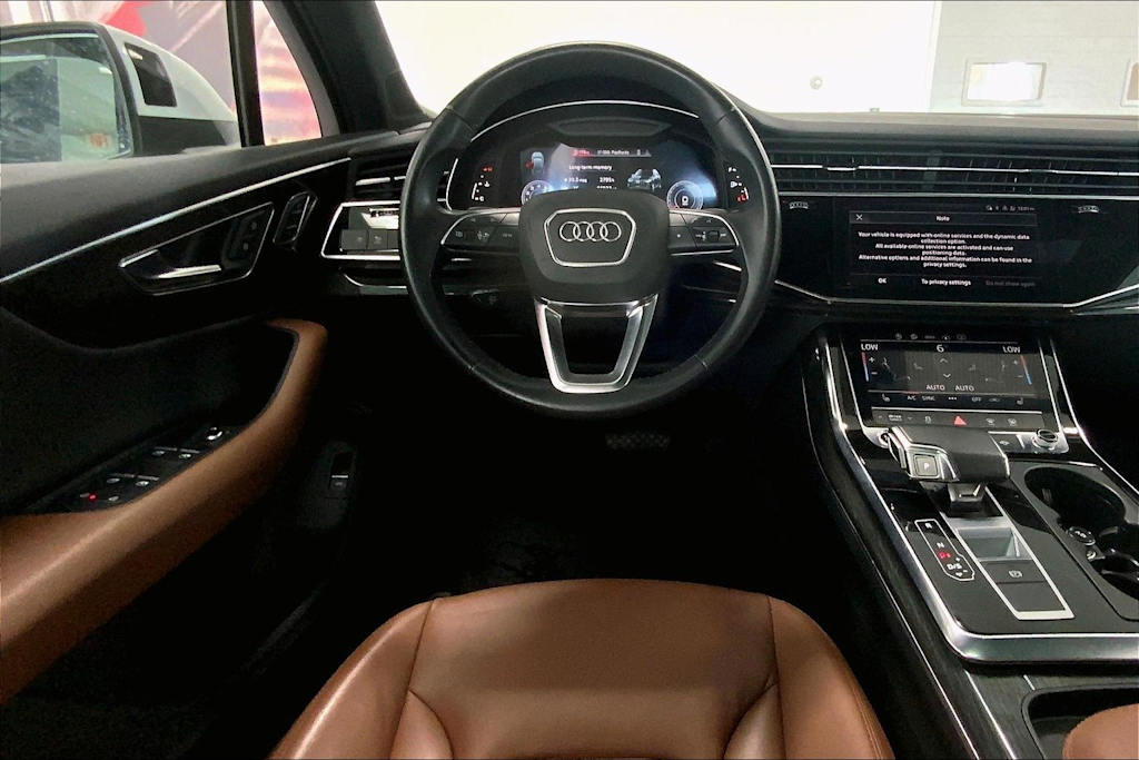 Thumbnail: 2021 Audi Q7 - 13