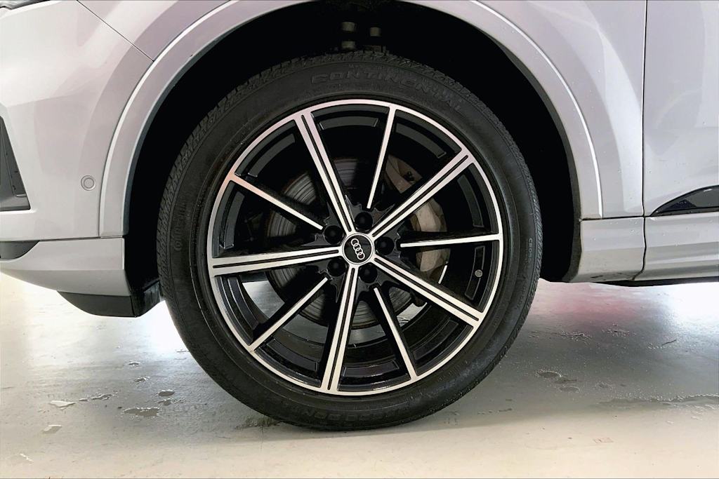 Thumbnail: 2022 Audi Q7 - 7
