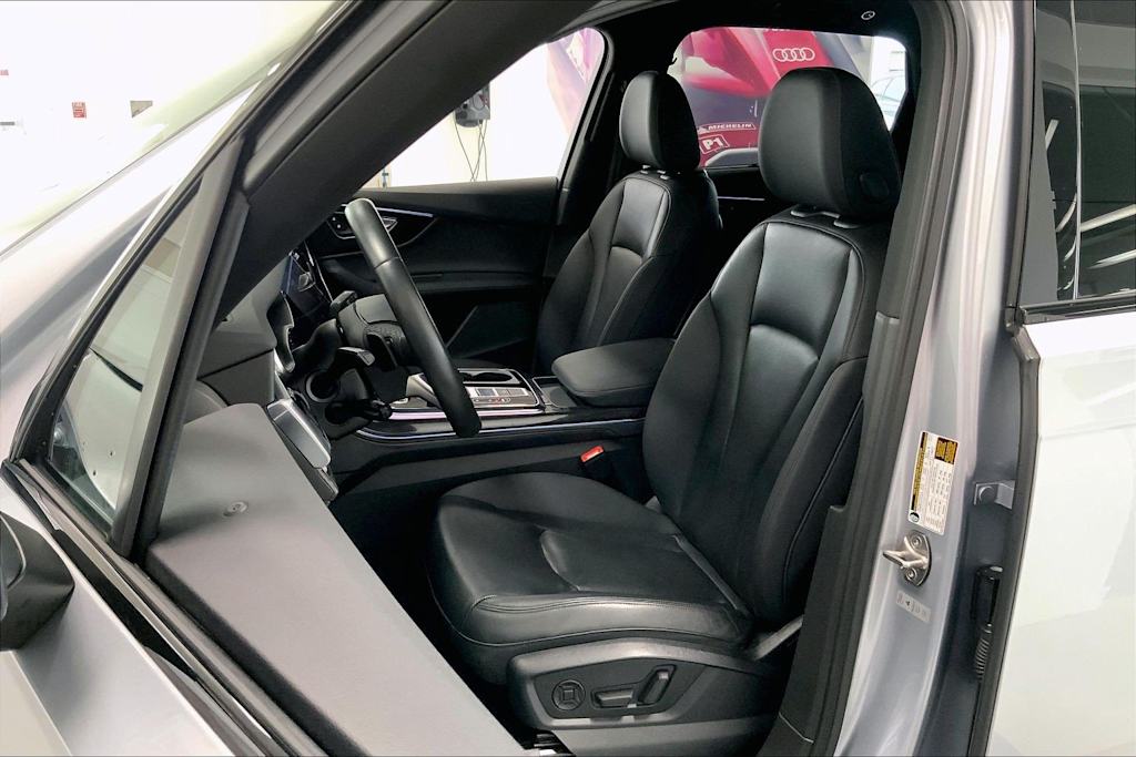 Thumbnail: 2022 Audi Q7 - 9