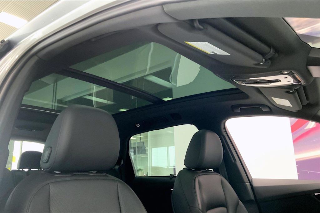 Thumbnail: 2022 Audi Q7 - 27