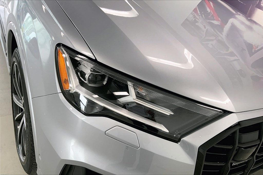 Thumbnail: 2022 Audi Q7 - 28