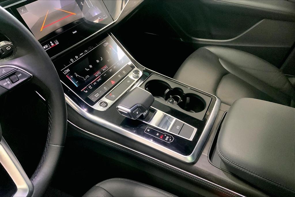 Thumbnail: 2023 Audi Q7 - 15