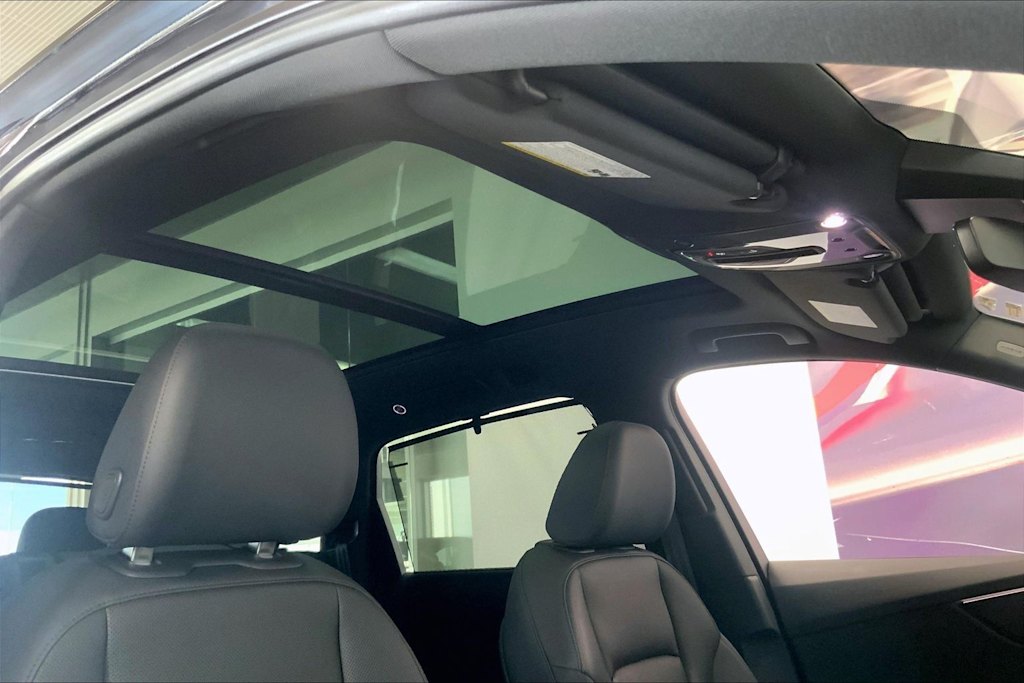 Thumbnail: 2023 Audi Q7 - 28