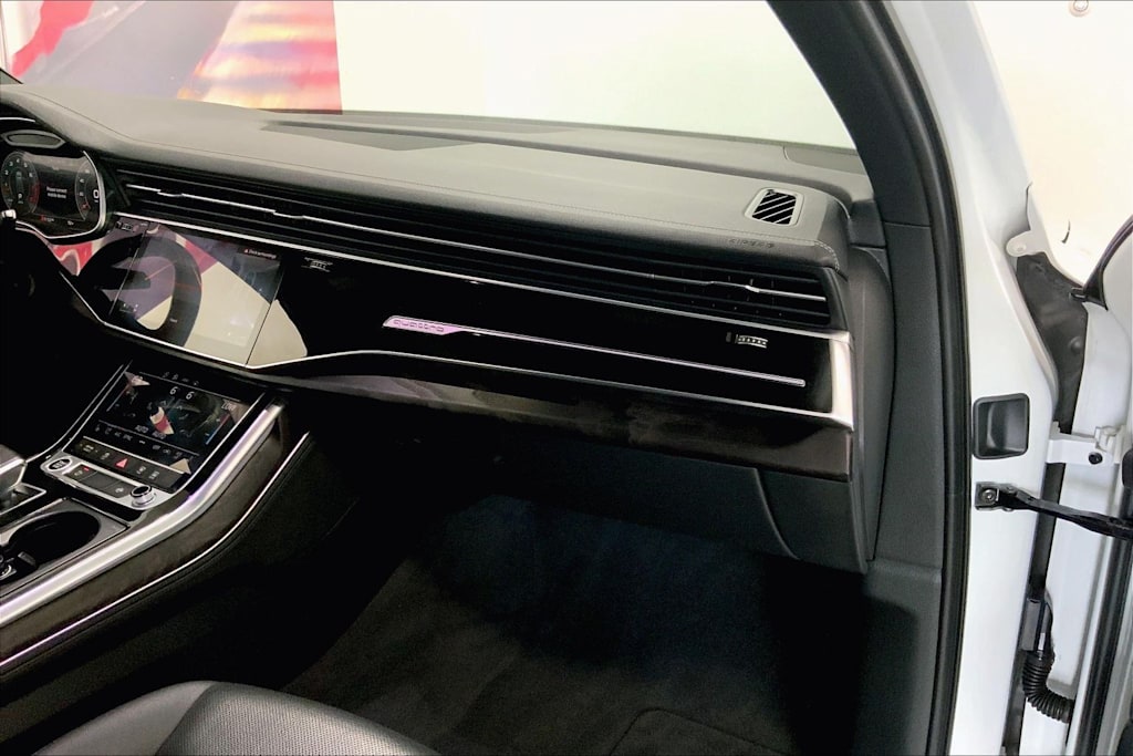 Thumbnail: 2023 Audi Q7 - 21