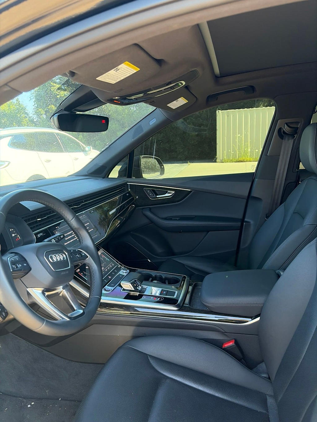 Thumbnail: 2023 Audi Q7 - 6