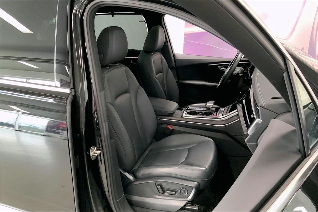 Thumbnail: 2023 Audi Q7 - 11