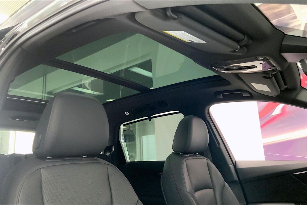 Thumbnail: 2023 Audi Q7 - 28