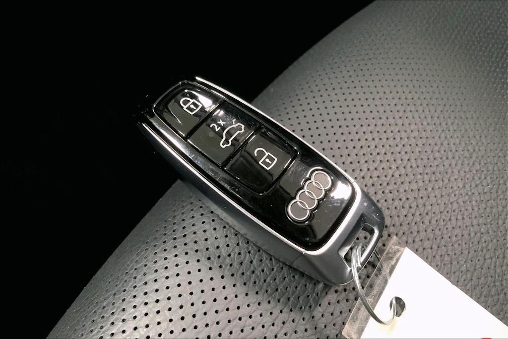 Thumbnail: 2023 Audi Q7 - 19