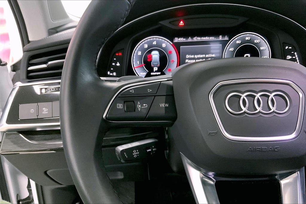 Thumbnail: 2023 Audi Q7 - 23