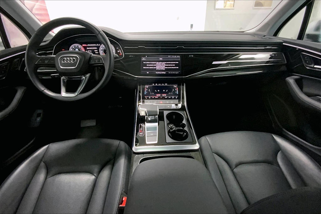 Thumbnail: 2023 Audi Q7 - 9