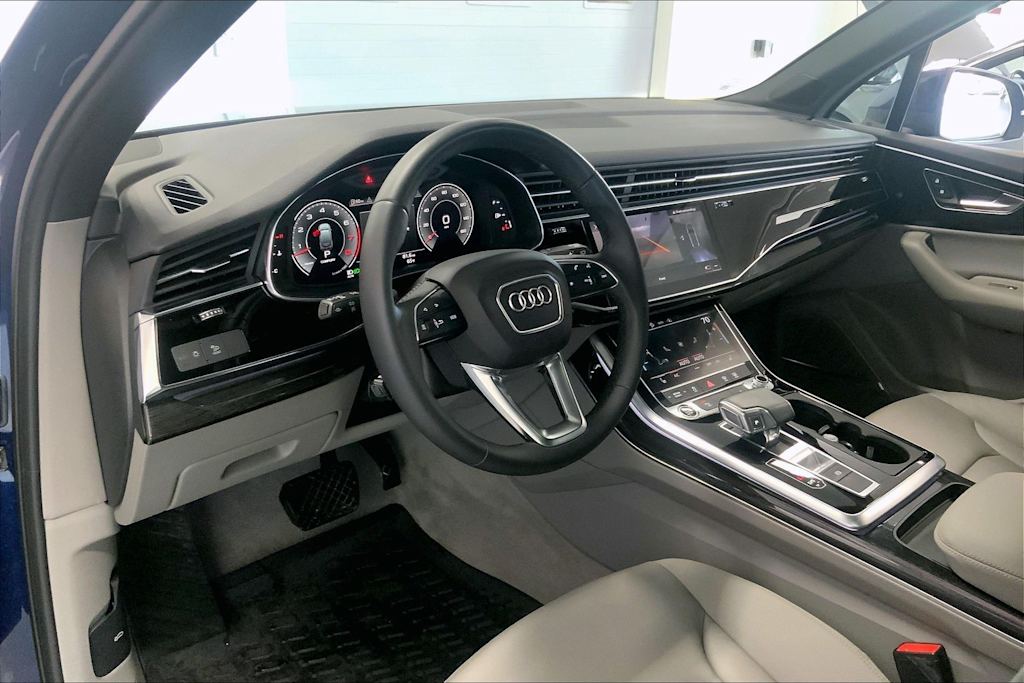 Thumbnail: 2022 Audi Q7 - 2