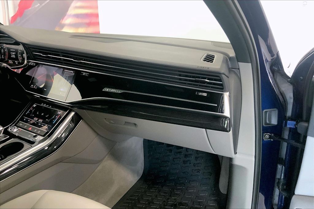 Thumbnail: 2022 Audi Q7 - 21