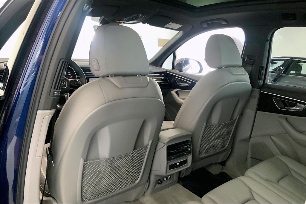 Thumbnail: 2022 Audi Q7 - 12
