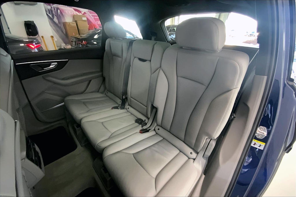 Thumbnail: 2022 Audi Q7 - 27