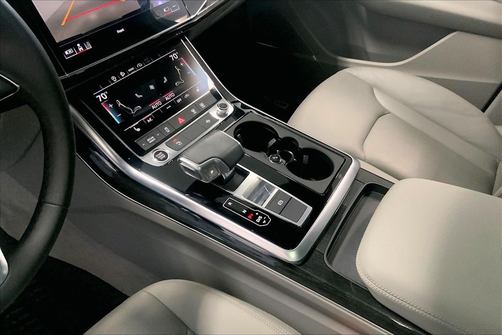 Thumbnail: 2022 Audi Q7 - 15