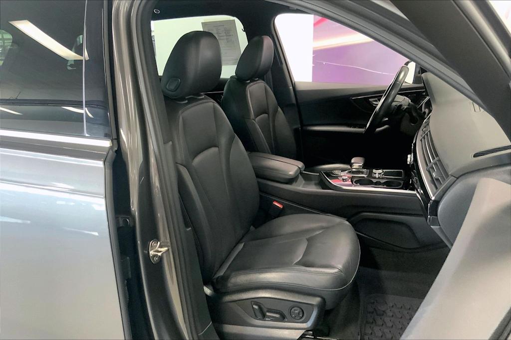 Thumbnail: 2019 Audi Q7 - 11