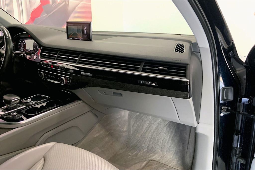 Thumbnail: 2018 Audi Q7 - 13