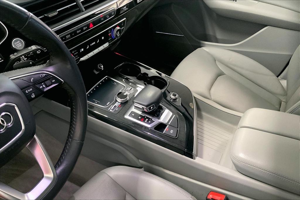 Thumbnail: 2018 Audi Q7 - 15