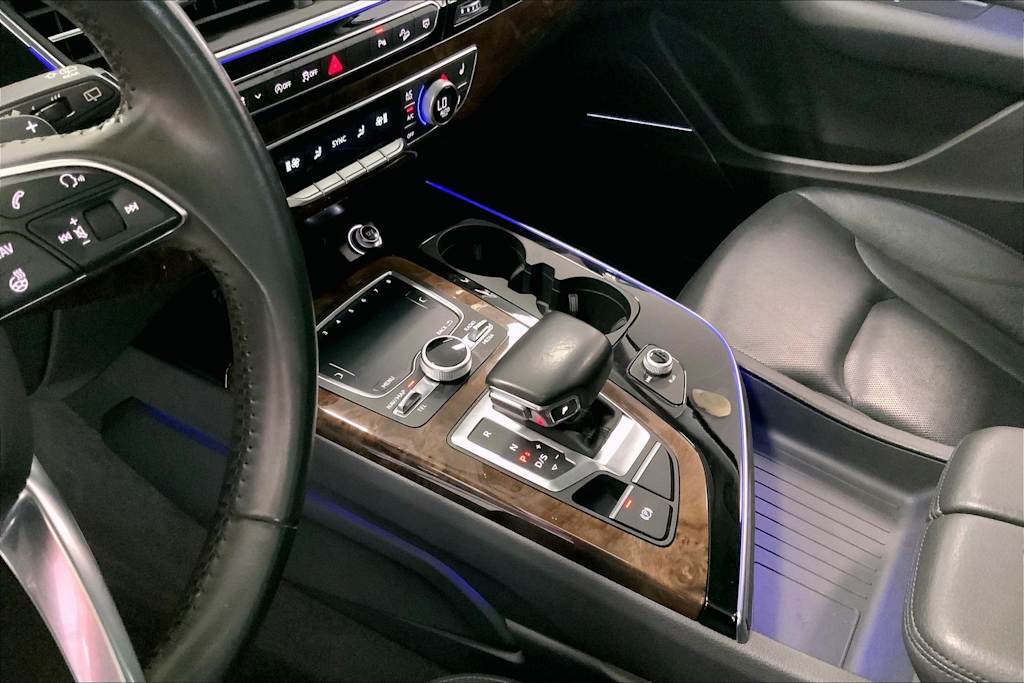 Thumbnail: 2018 Audi Q7 - 16
