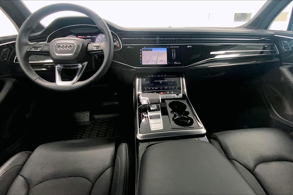 2025 Audi Q7 Prestige 10