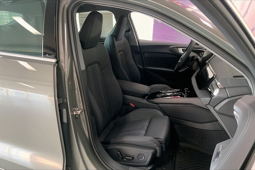 Thumbnail: 2025 Audi A5 - 12